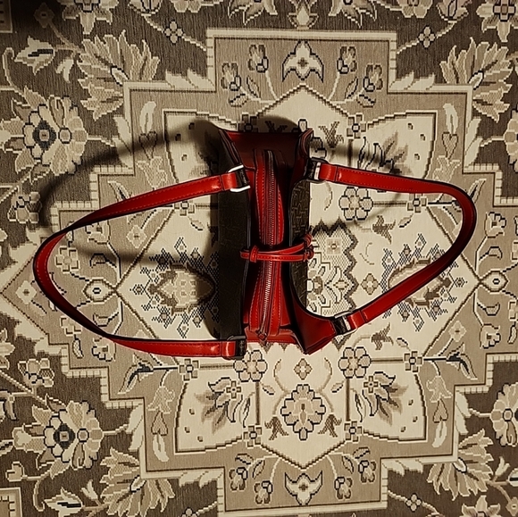 Calvin Klein NWOT shoulder monogram red/brown bag with logo charm,inside pockets - Picture 5 of 16